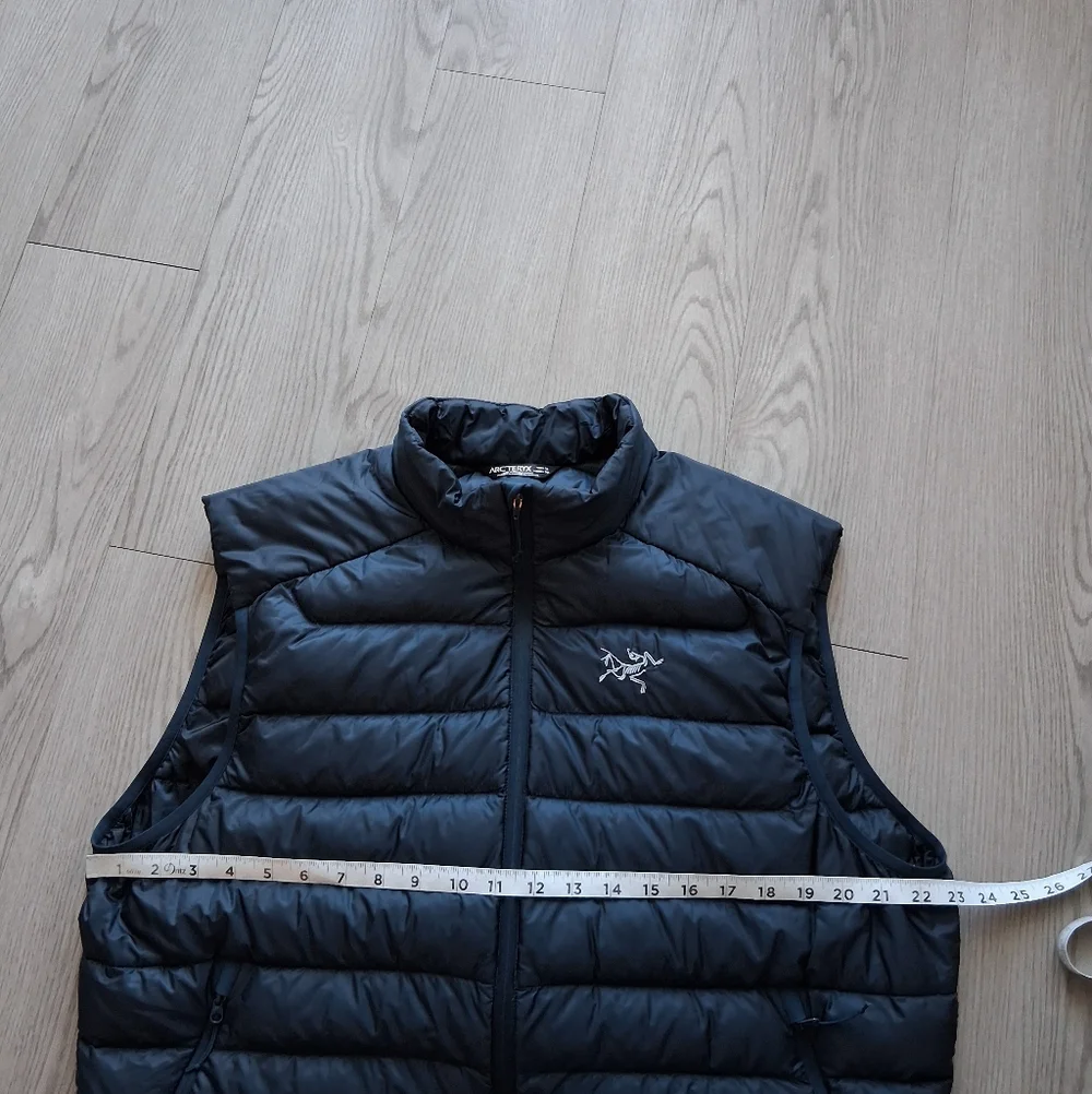 Arc'teryx Cerium LT Men's Vest XL - Picture 15 of 16